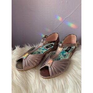 Iron Fist mother of pearl sandals pink iridescent shell mermaid whimsical size 6